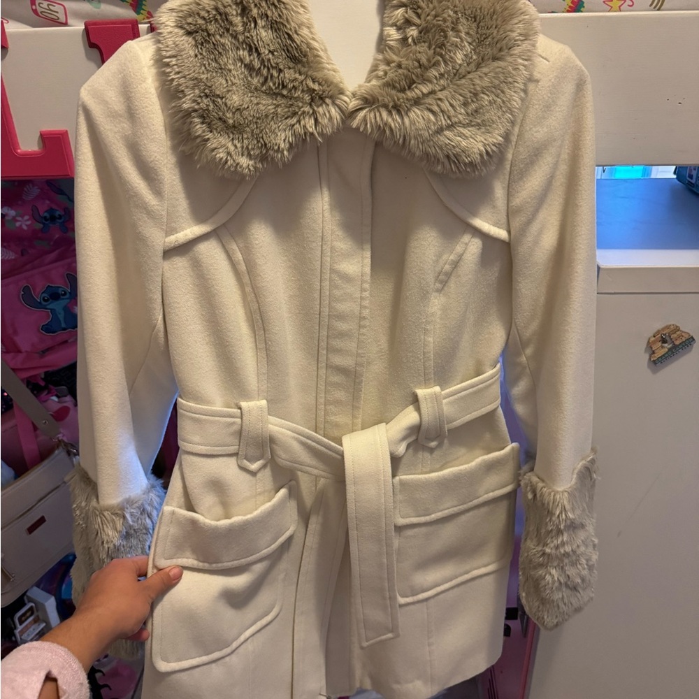 Jessica Simpson coat